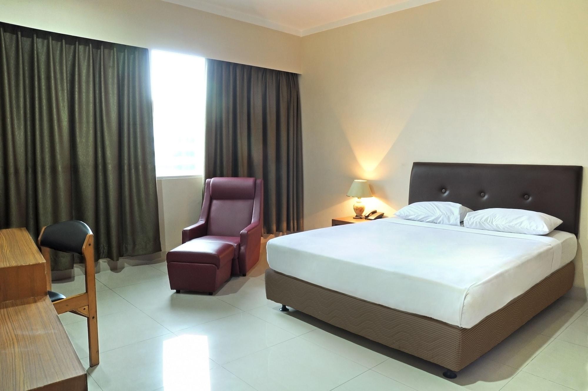 Hotel Banyuwangi Sintera Jakarta Exterior foto
