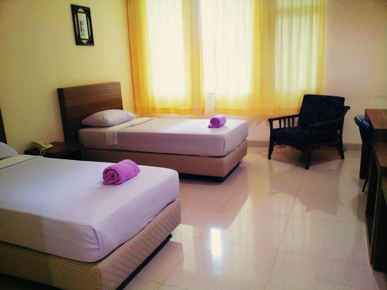 Hotel Banyuwangi Sintera Jakarta Exterior foto